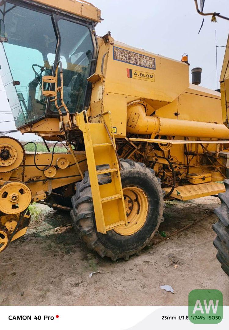New holland 8060