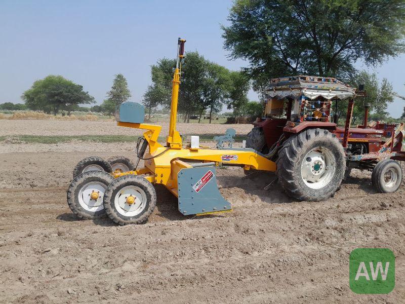Laser land leveller F16
