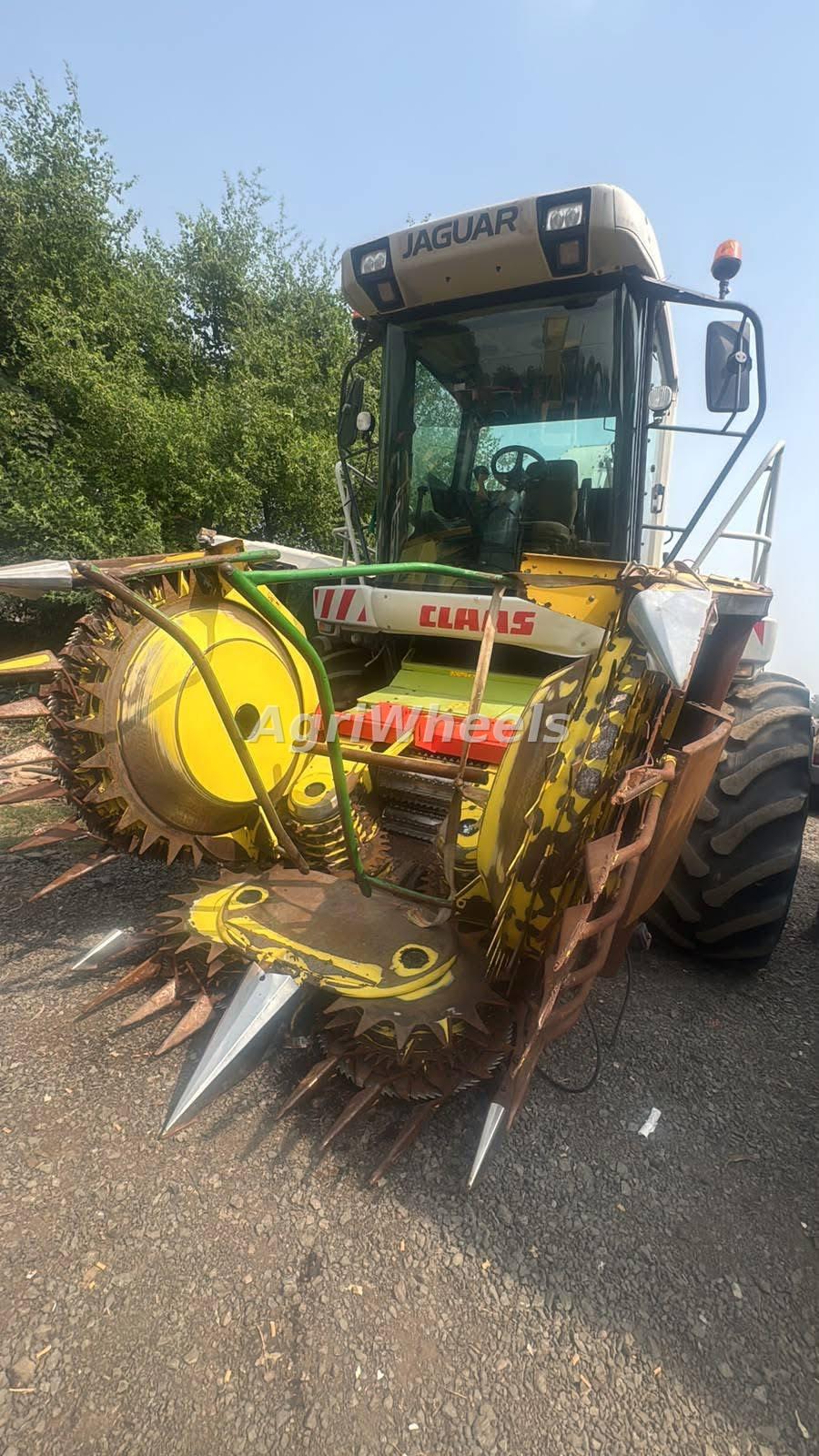 Claas Jaguar 870 Forage Harvester with Kemper Header