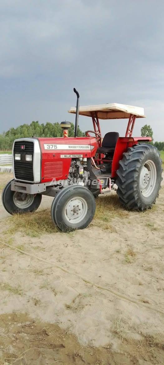 Massey Ferguson 375 Model 2021
