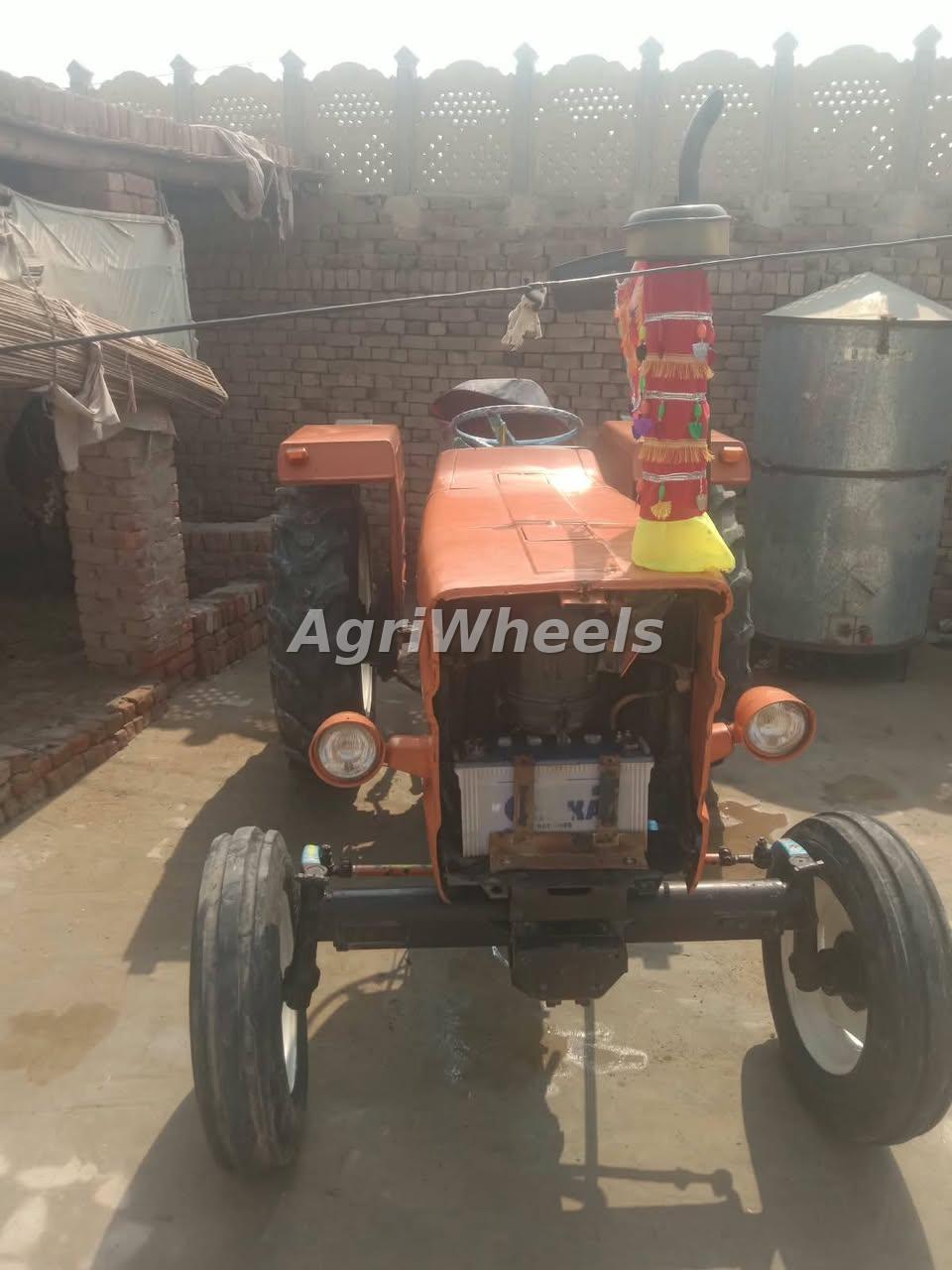 New Holland 480 Model 2016