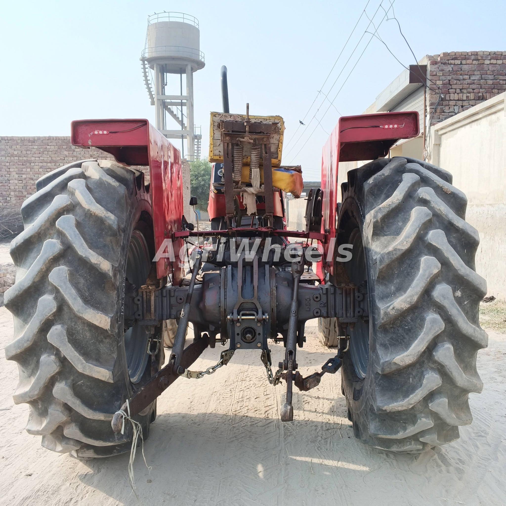 Massey Ferguson 375 Model 1999