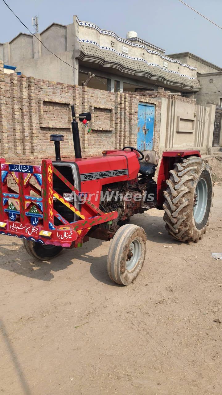 Massey Ferguson 265 Model 1986