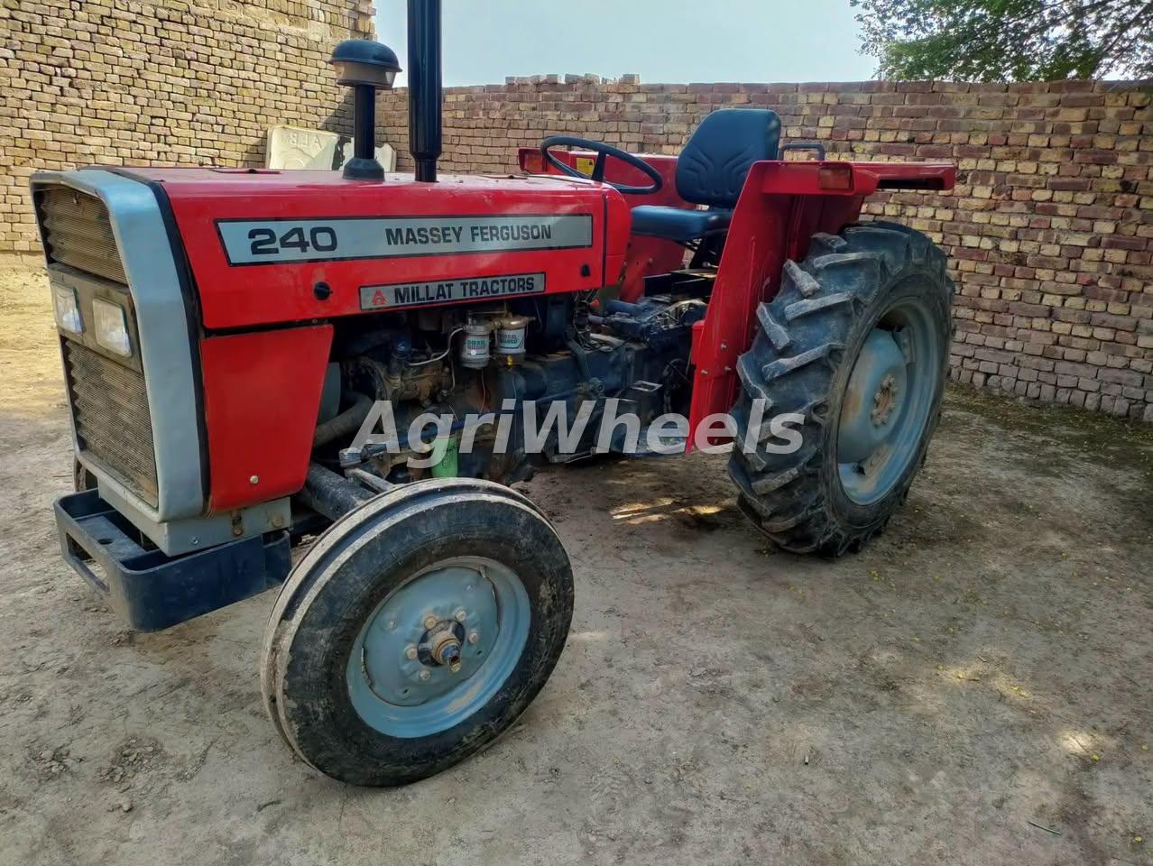 Massey Ferguson 240 Model 2024